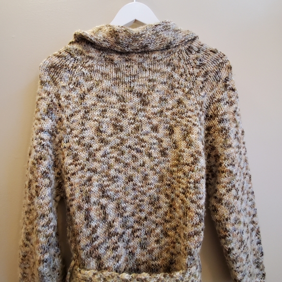 Alexandra Bartlett petit large cardigan sweater with self belt with collar - Picture 15 of 15